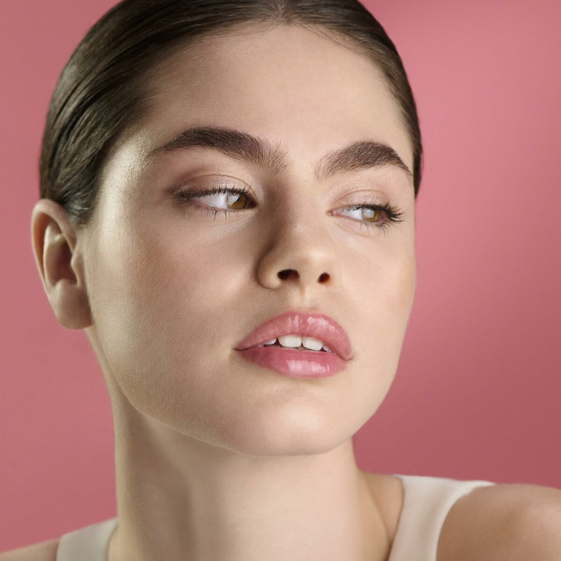 V3HF0AEAE12E1B93D9C39D652041CD7E49AR5138324P1